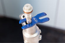 Load image into Gallery viewer, Damping Rod Holder Fork Tool
