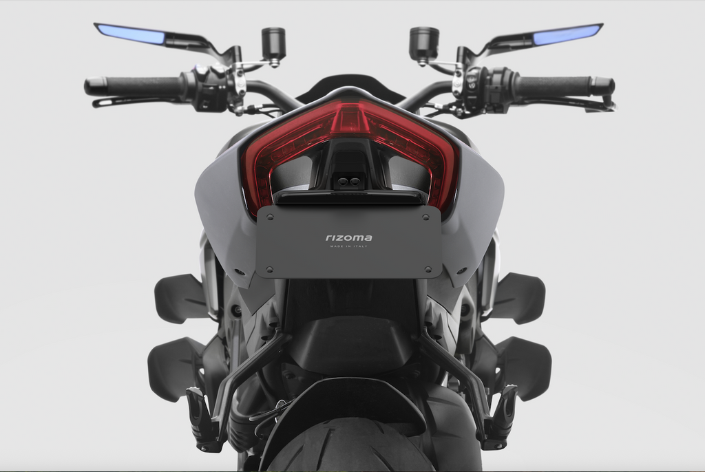 Flat Out Fender Eliminator Duc