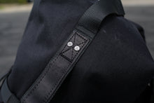 Load image into Gallery viewer, Sissy Bar Bag Black