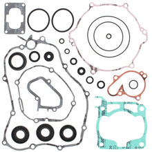 Load image into Gallery viewer, Complete Gasket Set With Oil Seals