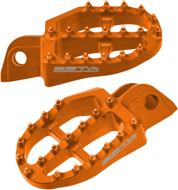 ZETA aluminum footpegs in orange for motorcycle foot controls, featuring a sturdy design and vibrant orange finish.
