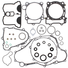 Load image into Gallery viewer, Complete Gasket Set With Oil Seals