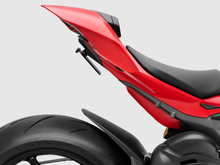Load image into Gallery viewer, Flat Out Fender Eliminator Duc