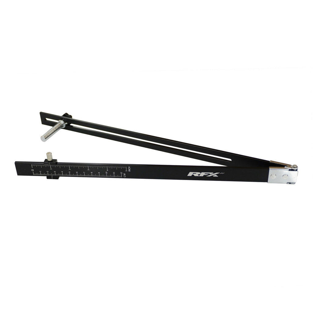 Sag Scale Black