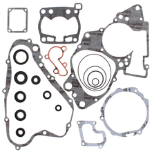 Load image into Gallery viewer, Complete Gasket Set With Oil Seals
