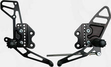 Load image into Gallery viewer, Rear Set Complete Blk Suz