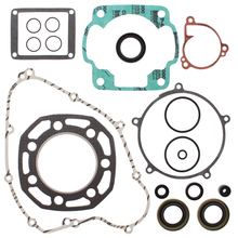 Load image into Gallery viewer, Complete Gasket Set With Oil Seals
