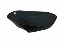 Load image into Gallery viewer, Gripper Seat Cover S D