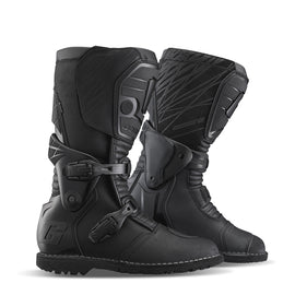 Black Gaerne G Dakar Gore-Tex boots size 9, durable outdoor motorcycle footwear with waterproof Gore-Tex technology.