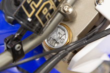 Load image into Gallery viewer, Compression Adjuster Kyb Aos Sss Forks