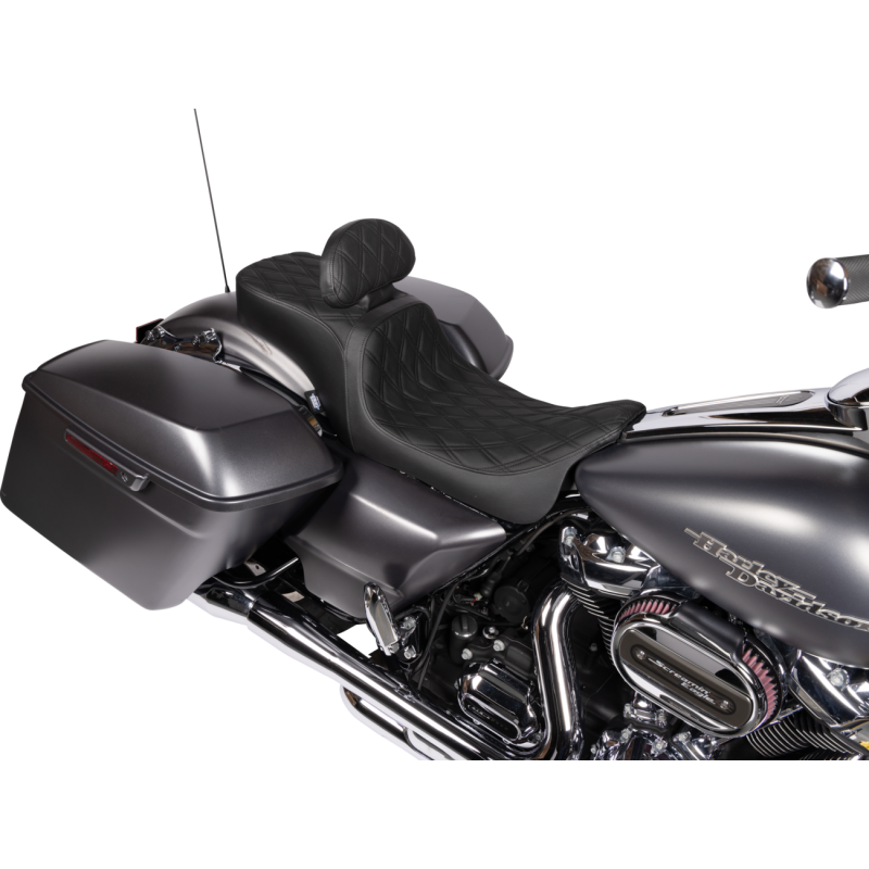DRAG PERFORMANCE PREDATOR 2UP SEAT C/W BR HARLEY DAVIDSON BAGGER 08-23 - The Speed Shop Canada