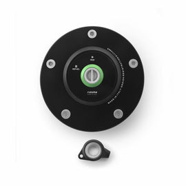 RIZOMA locking gas cap in black and green for Kawasaki motorcycles, featuring a secure design and branded finish.